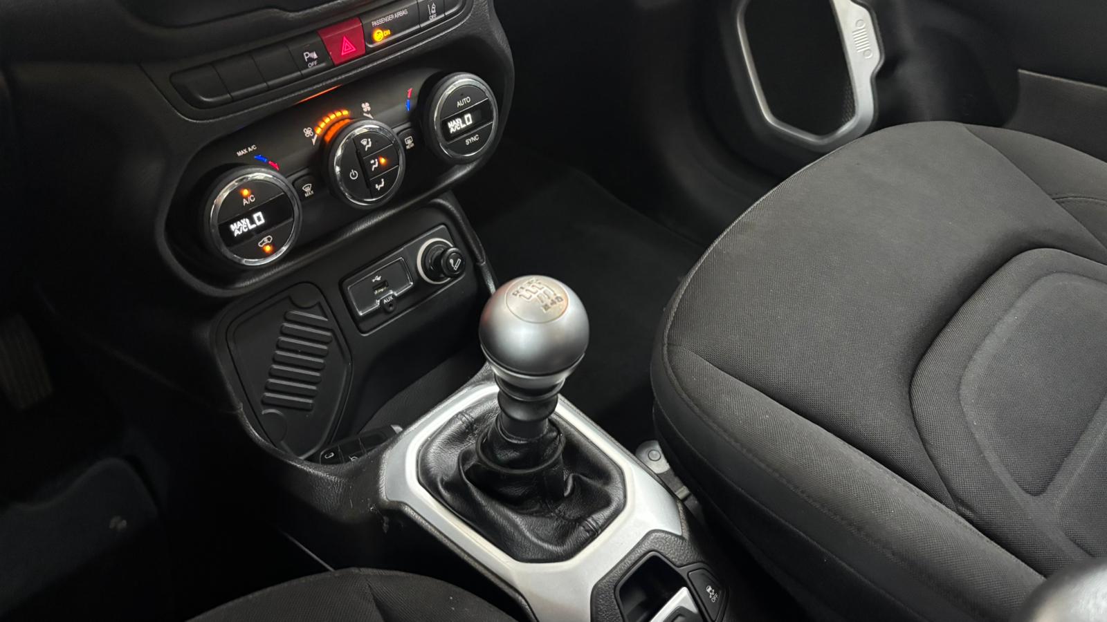 JEEP RENEGADE 21